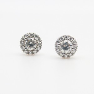 Laurenti medium round brilliant cluster earrings in 18k