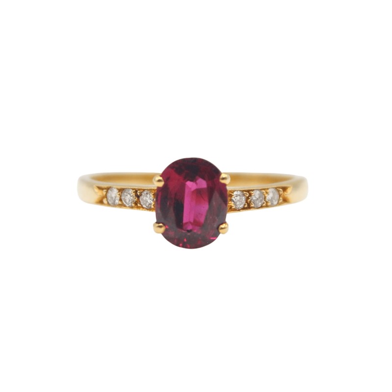 Laurenti Ruby and Diamond Ring in 18k yellow gold