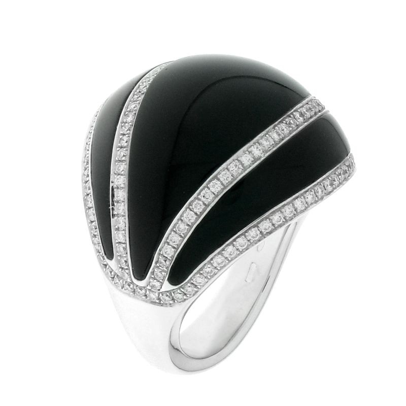 https://www.williambarthman.com/upload/product/Chimento Luna Onyx Ring