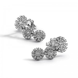 18K WHITE GOLD MARGHERITA TRIPLE FLOWER DROP EARRINGS 0.07220. 