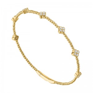 The Battery Park Diamond Flower Bracelet in 14K Yellow Gold.