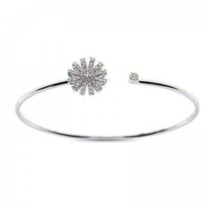 DAMIANI 18K WHITE GOLD DIAMOND MARGHERITA BRACELET 0.3820