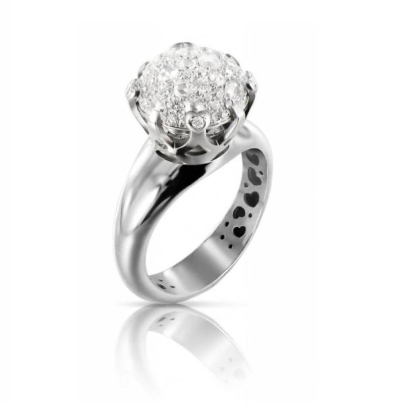 https://www.williambarthman.com/upload/product/18K White Gold Sissi Diamond Ring 0.82.