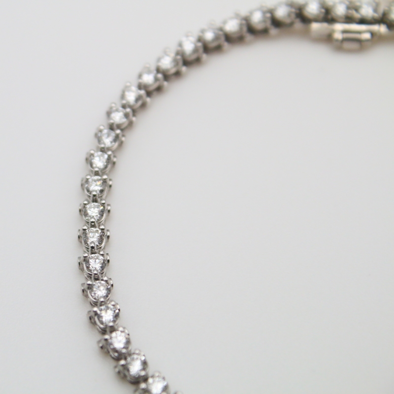 Laurenti 14k white gold diamond tennis bracelet lab grown 2.32 ctw color F-G. clarity VS2 2.1mm