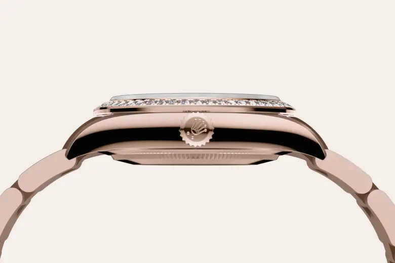 18 kt Everose gold