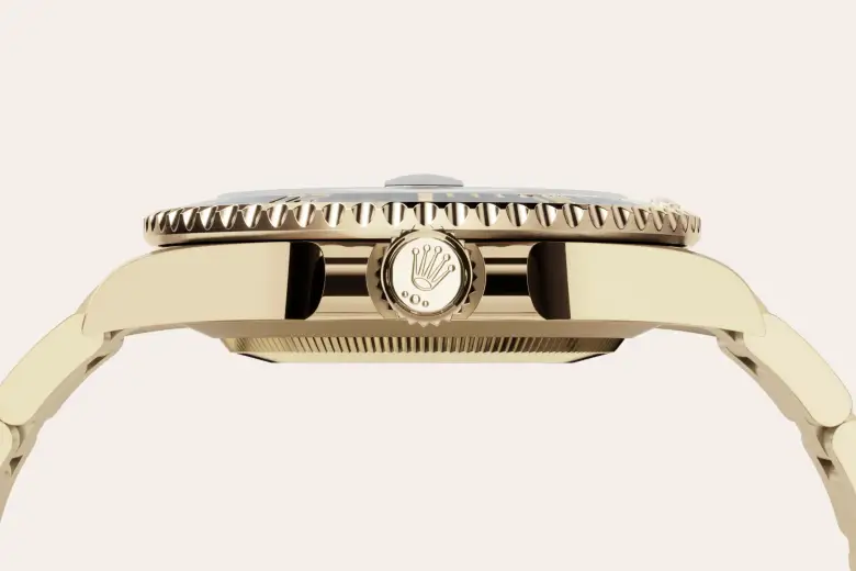 Rolex Submariner Date 18 kt yellow gold, M126618LN-0002